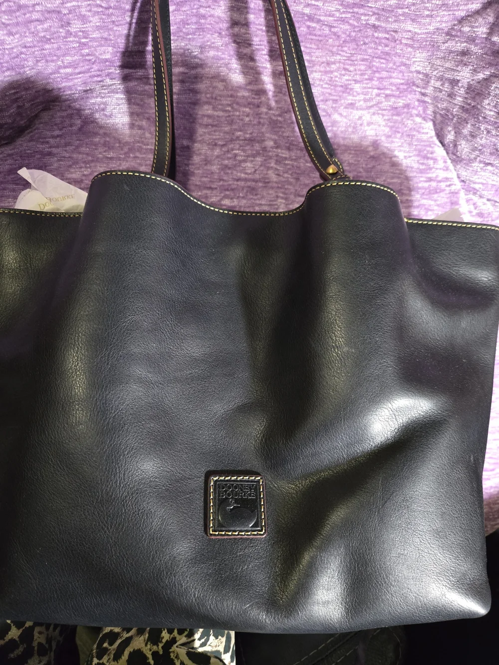 Dooney & Bourke FLYNN In Smooth Navy Florentine Leather. Like New.